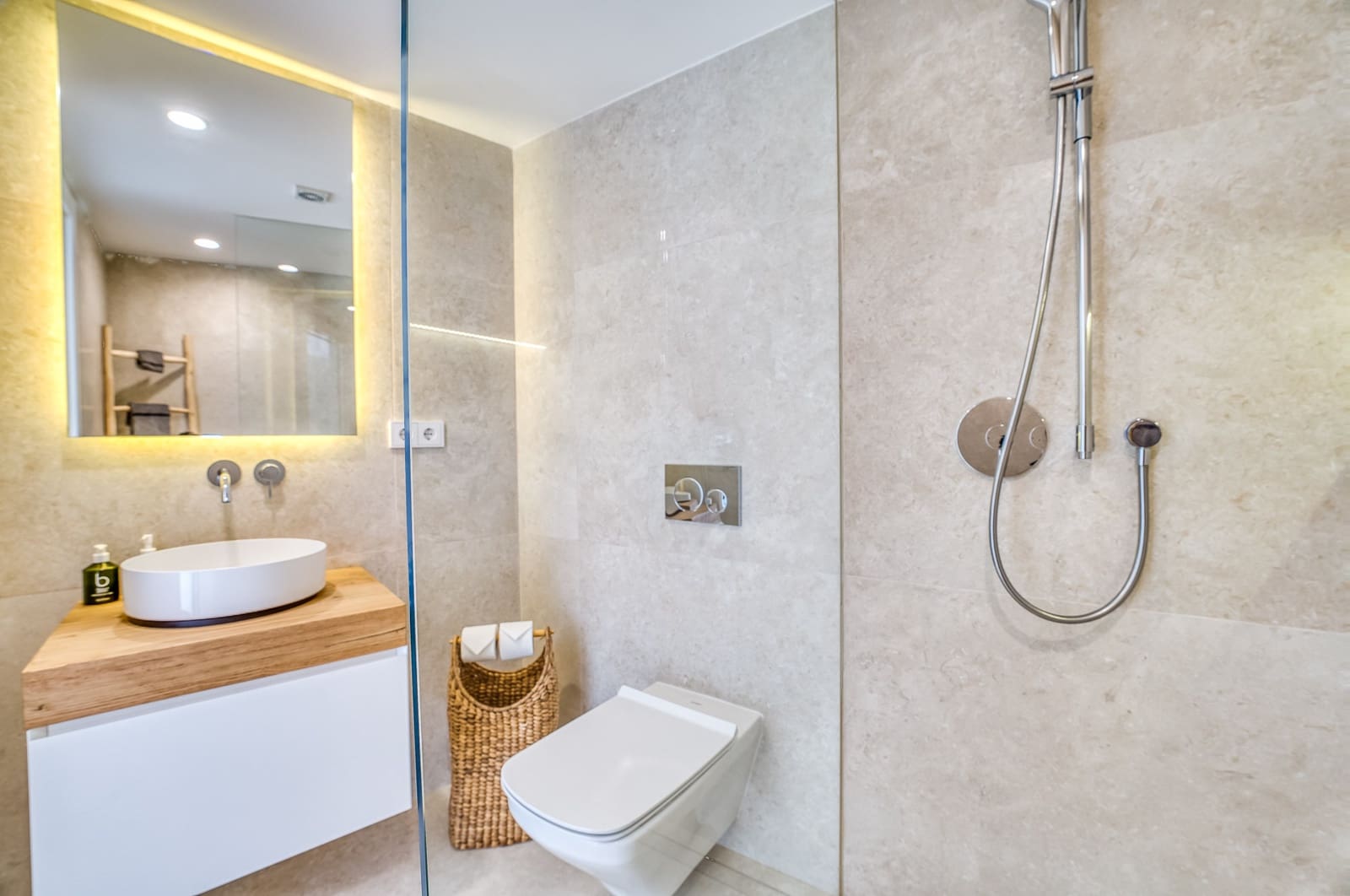 2 soverom Hus til salgs i Palma de Mallorca med svømmebasseng garasje - € 2 950 000 (Ref: 8530111)