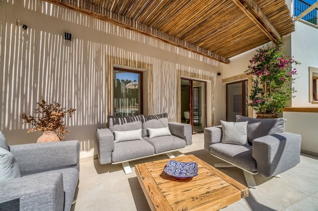 2 soveværelse Byhus til salg i Es Molinar / El Molinar, Palma de Mallorca med swimmingpool garage - € 2.950.000 (Ref: 8530111)