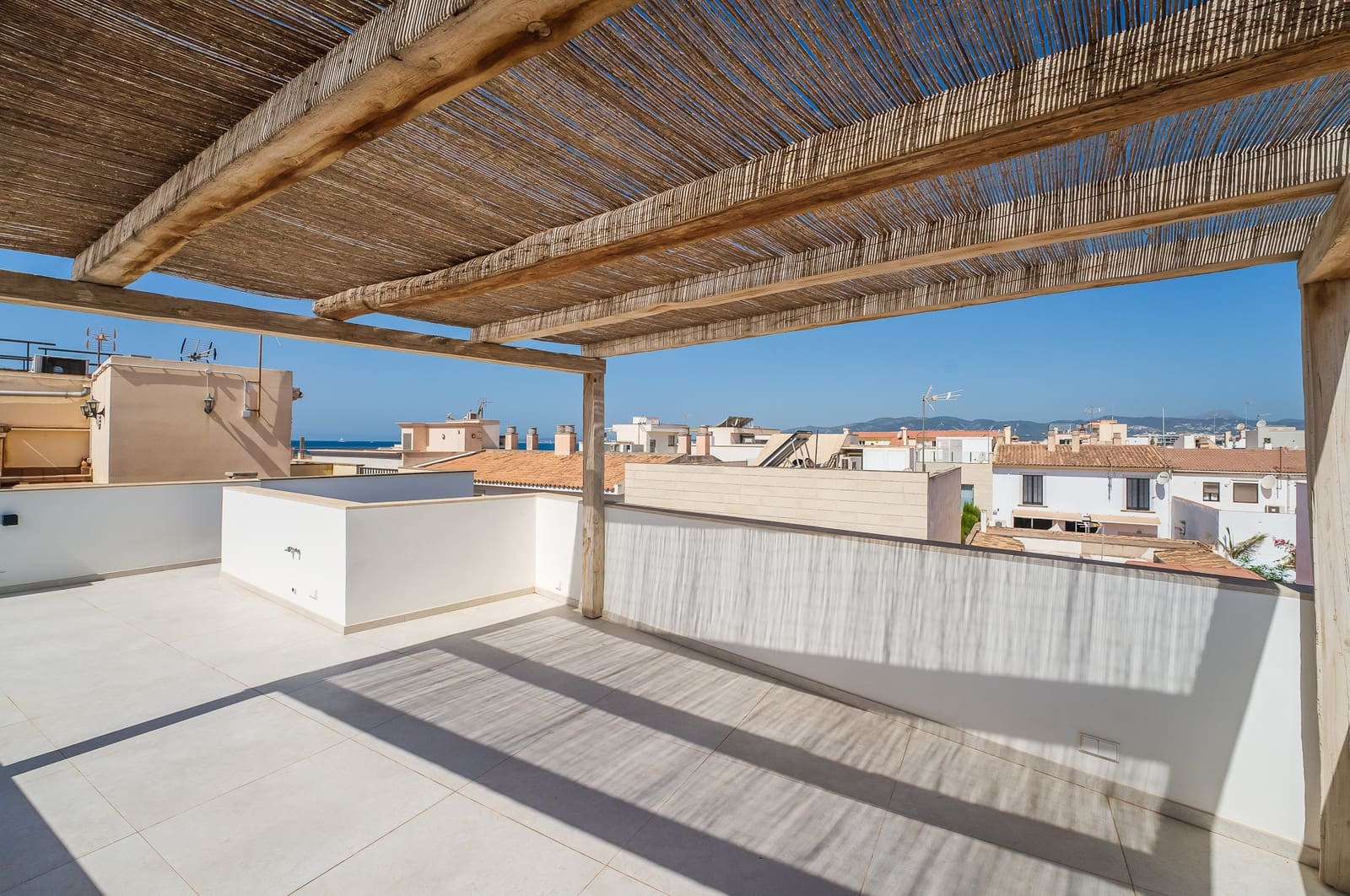 2 soverom Hus til salgs i Palma de Mallorca med svømmebasseng garasje - € 2 950 000 (Ref: 8530111)