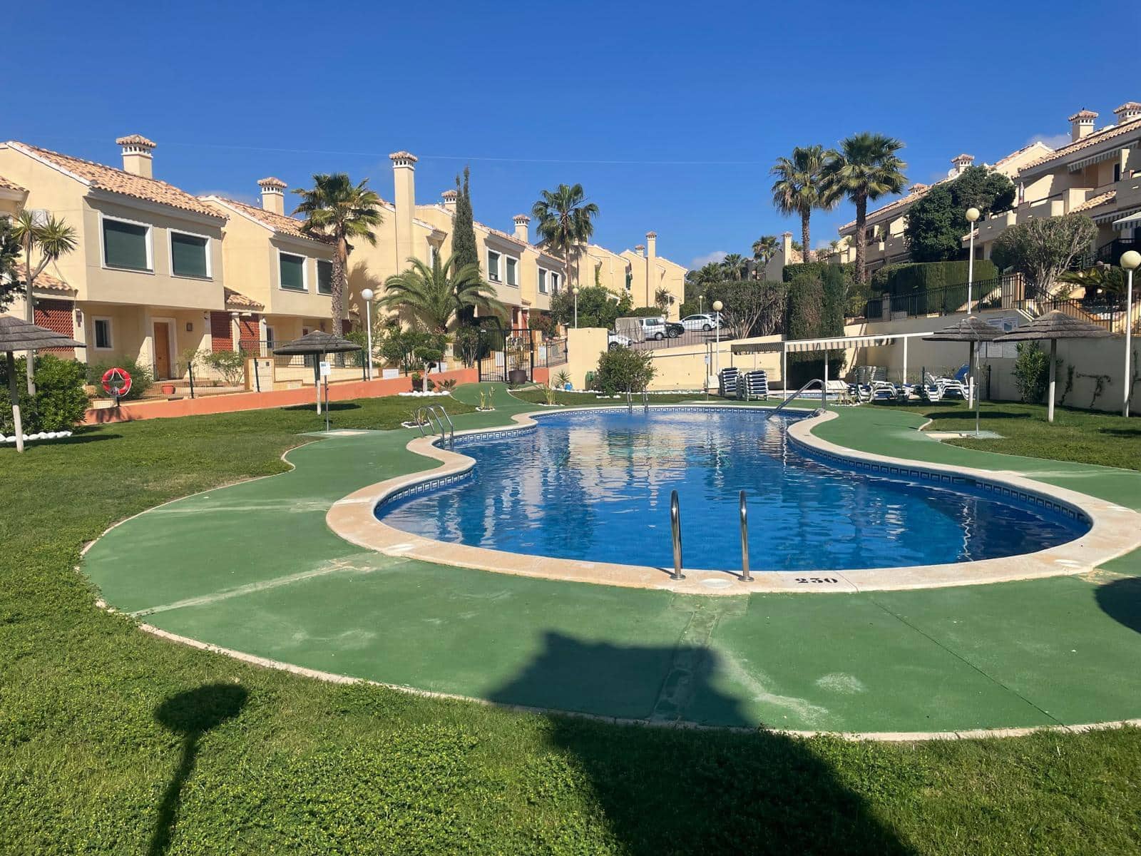 2 bedroom Terraced Villa for sale in Campoamor with pool - € 249,000 (Ref: 8537957)