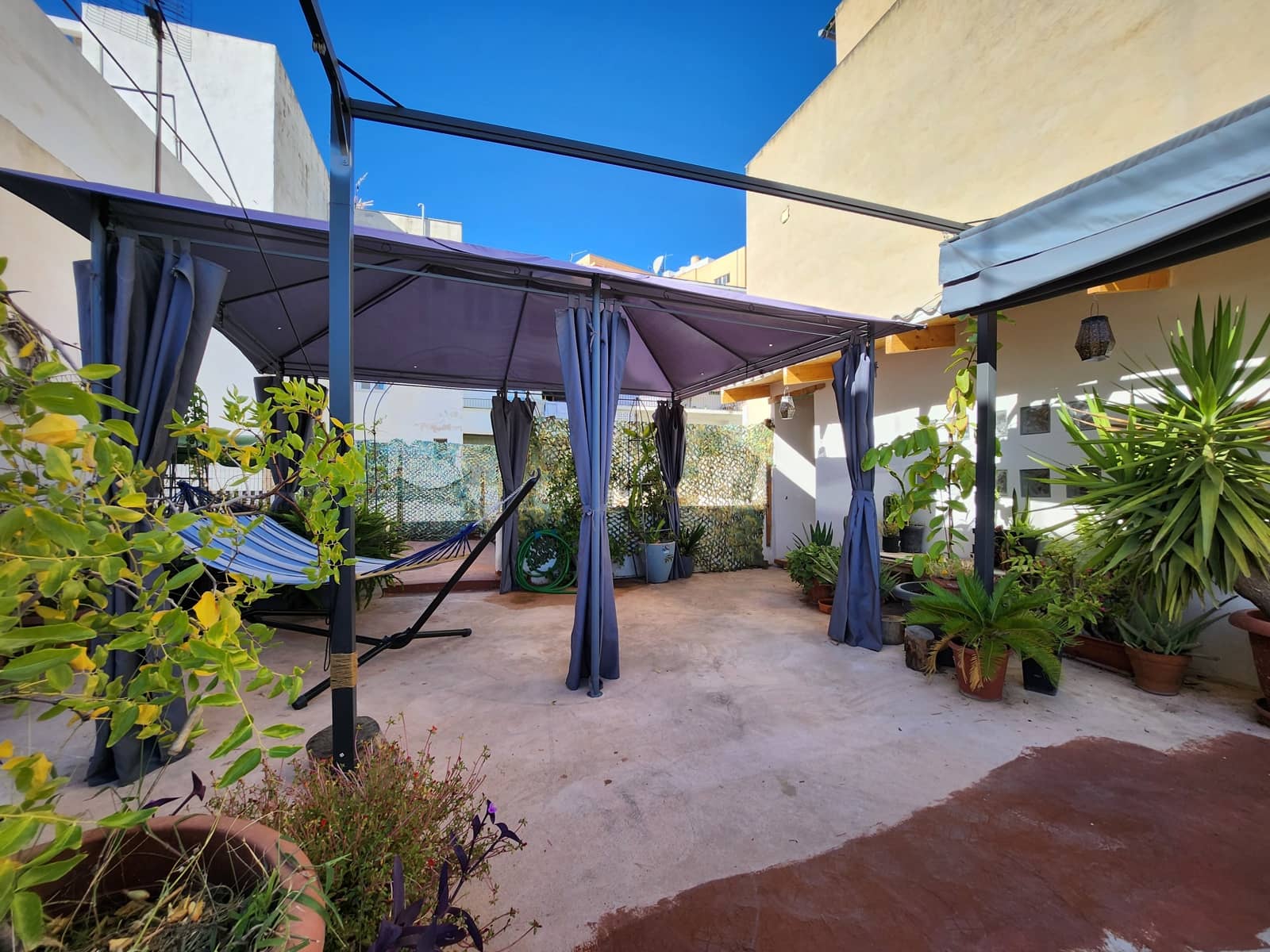 2 soveværelse Rækkehus til salg i Palma de Mallorca med swimmingpool - € 850.000 (Ref: 8559164)