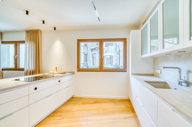 2 sypialnia Apartament na sprzedaż w El Sindicat, Palma de Mallorca - 1 400 000 € (Ref: 8567637)