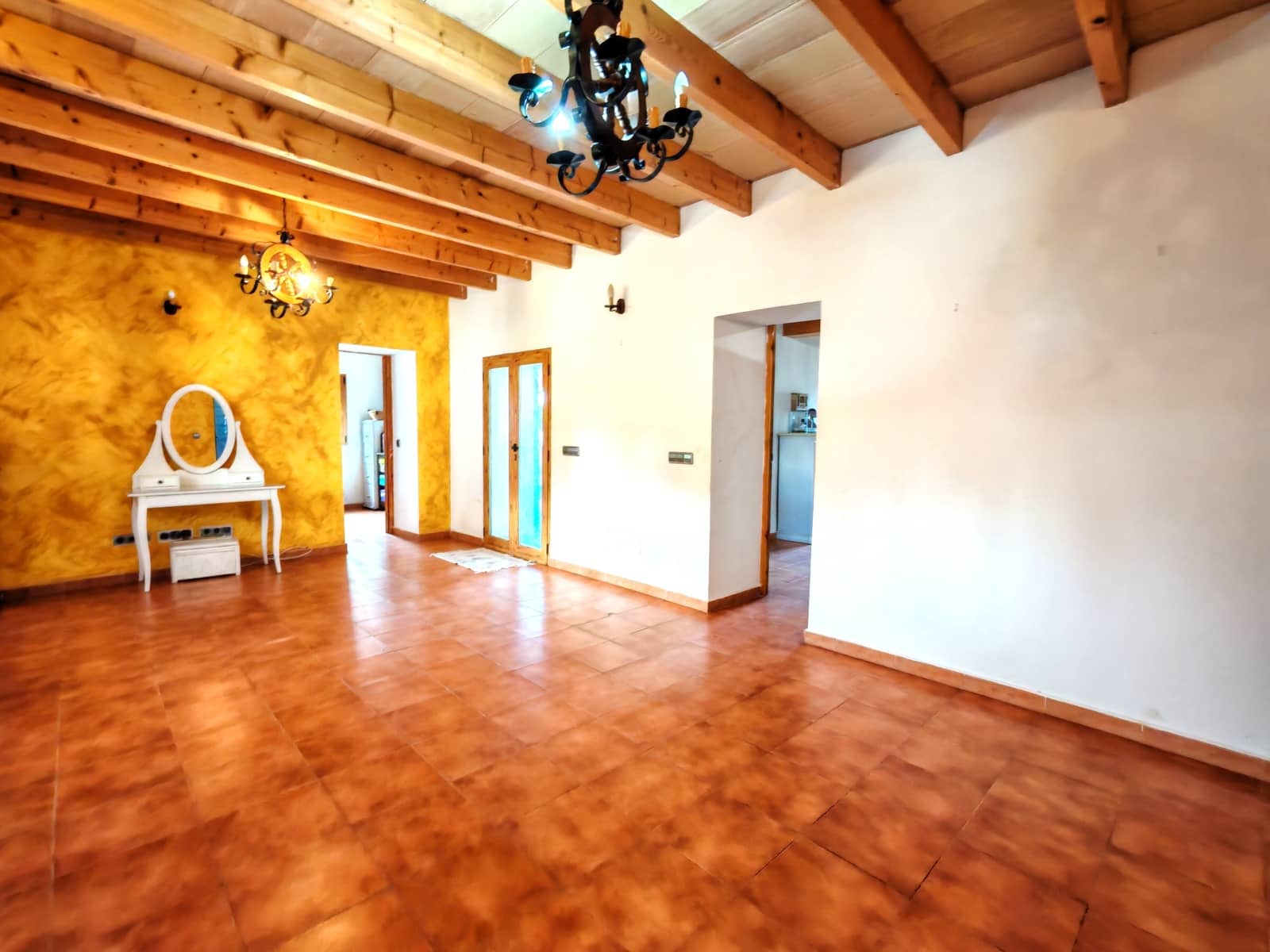 3 makuuhuone Maalaistalo myytävänä paikassa Inca mukana uima-altaan - 750 000 € (Ref: 8589752)