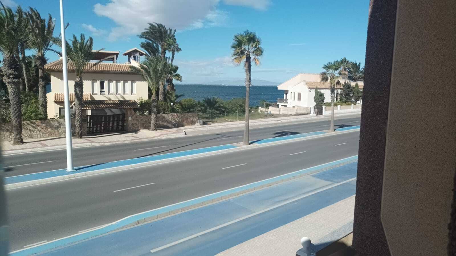 6 sypialnia Willa na sprzedaż w La Manga del Mar Menor z basenem garażem - 786 000 € (Ref: 8600872)