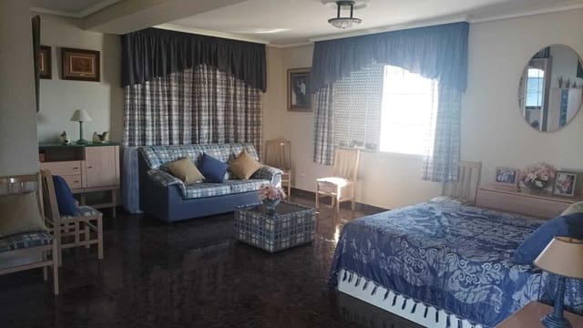 6 soveværelse Villa til salg i La Manga del Mar Menor med swimmingpool garage - € 786.000 (Ref: 8600872)