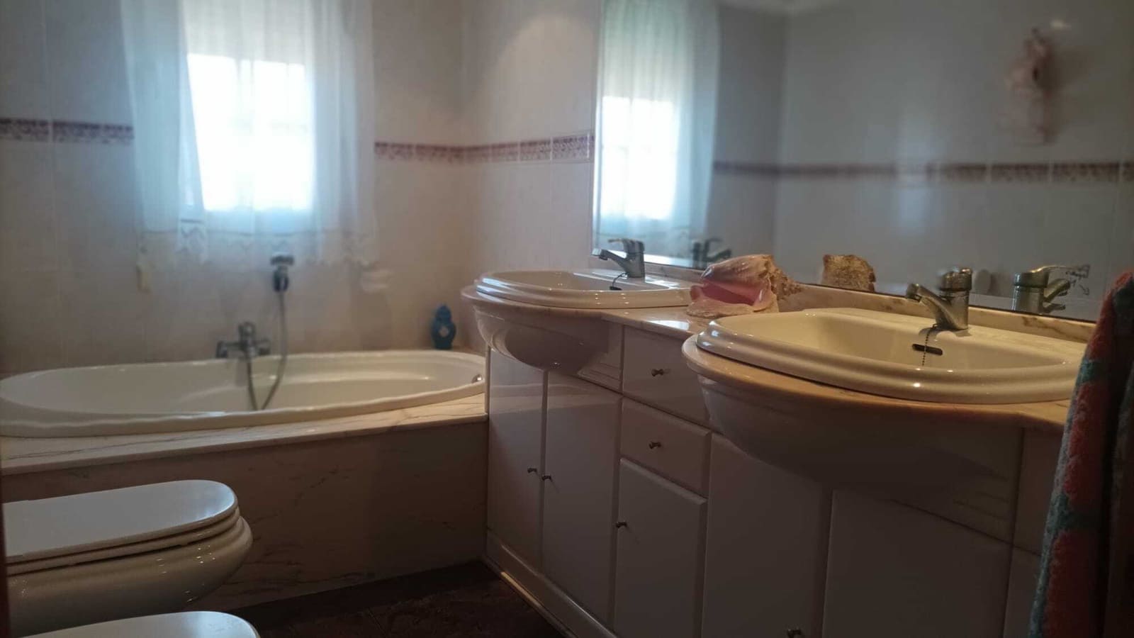 6 sypialnia Willa na sprzedaż w La Manga del Mar Menor z basenem garażem - 786 000 € (Ref: 8600872)