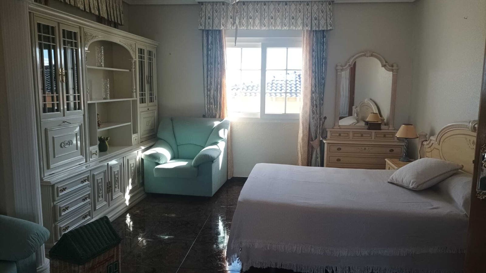 6 sypialnia Willa na sprzedaż w La Manga del Mar Menor z basenem garażem - 786 000 € (Ref: 8600872)