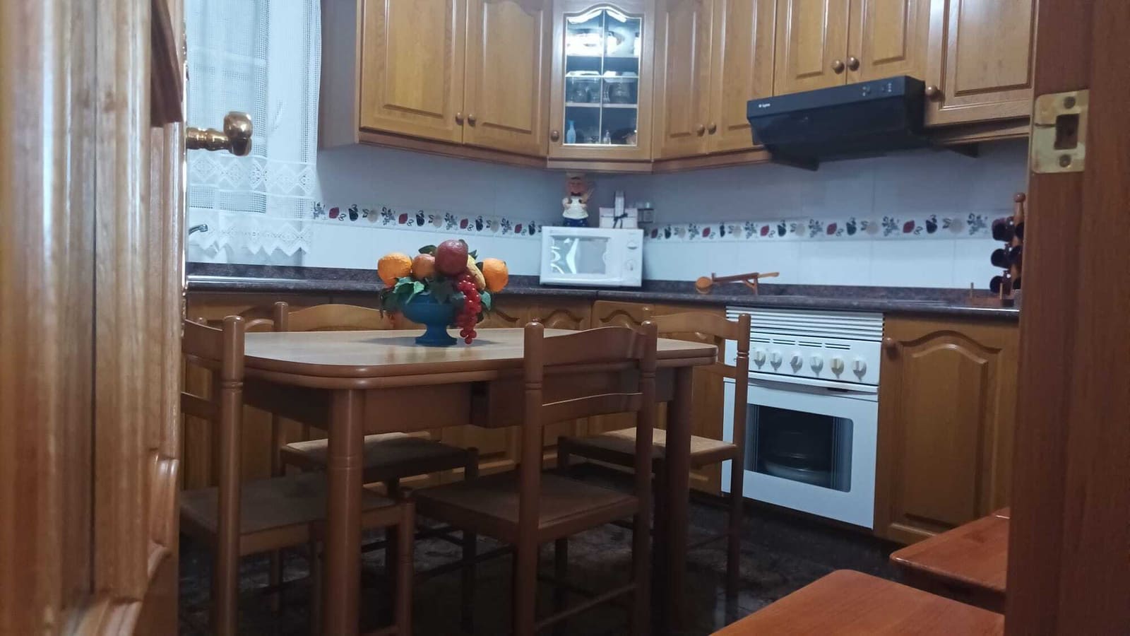 6 sypialnia Willa na sprzedaż w La Manga del Mar Menor z basenem garażem - 786 000 € (Ref: 8600872)