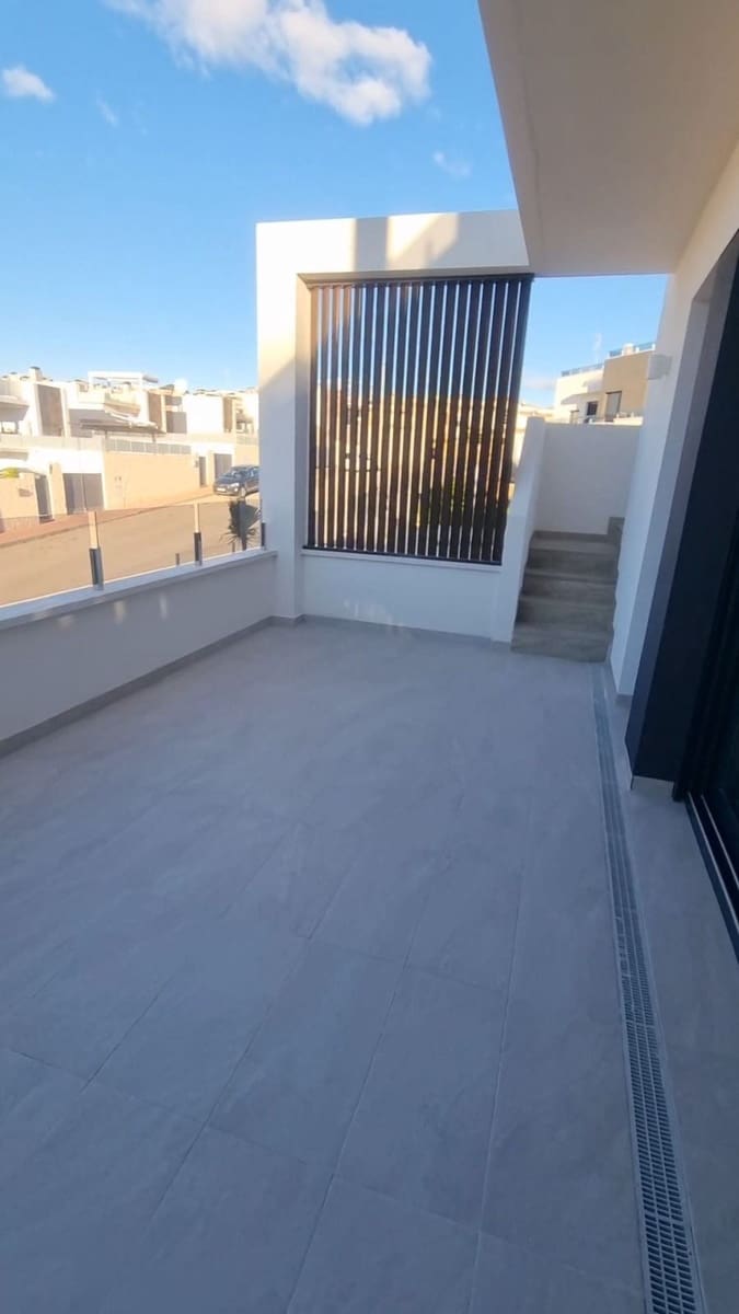 2 soveværelse Penthouse til salg i Orihuela med swimmingpool garage - € 349.000 (Ref: 8635739)