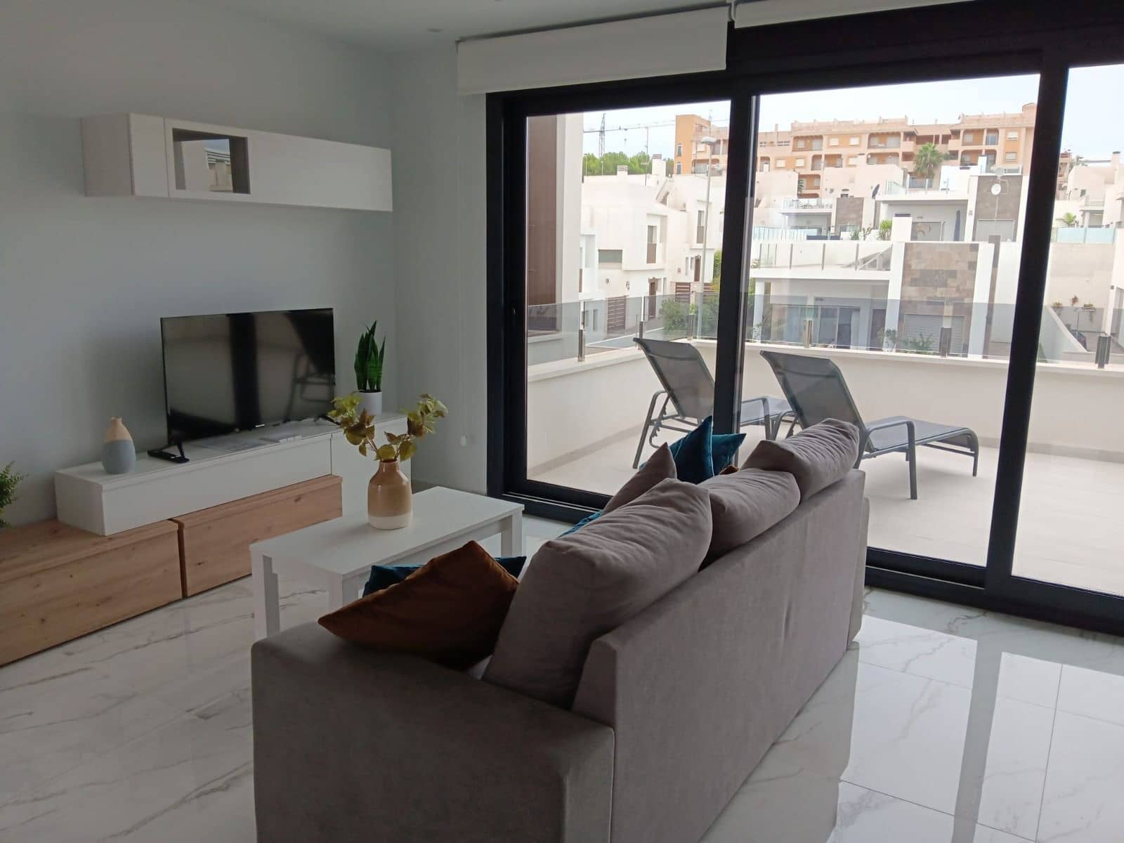 2 soveværelse Penthouse til salg i Orihuela med swimmingpool garage - € 349.000 (Ref: 8635739)