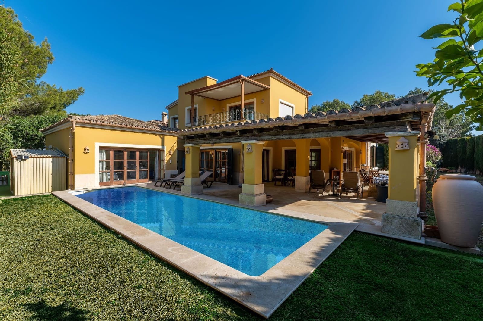 4 quarto Moradia para venda em Santa Ponsa com piscina garagem - 3 195 000 € (Ref: 8637436)