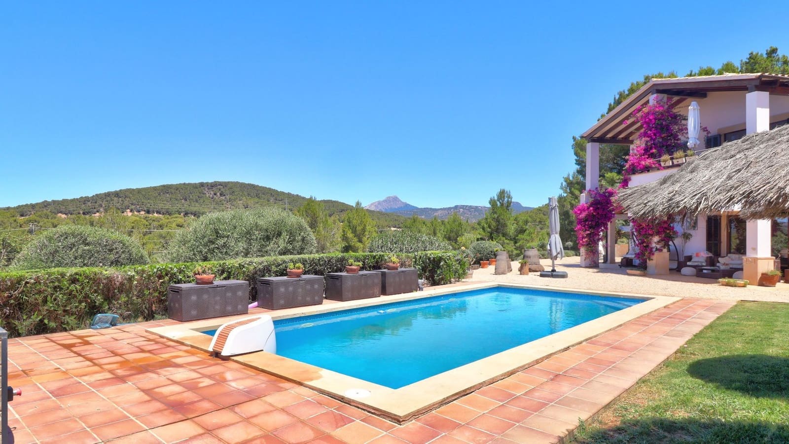 5 soveværelse Finca/Landehus til salg i Calvia med swimmingpool garage - € 2.170.000 (Ref: 8644073)