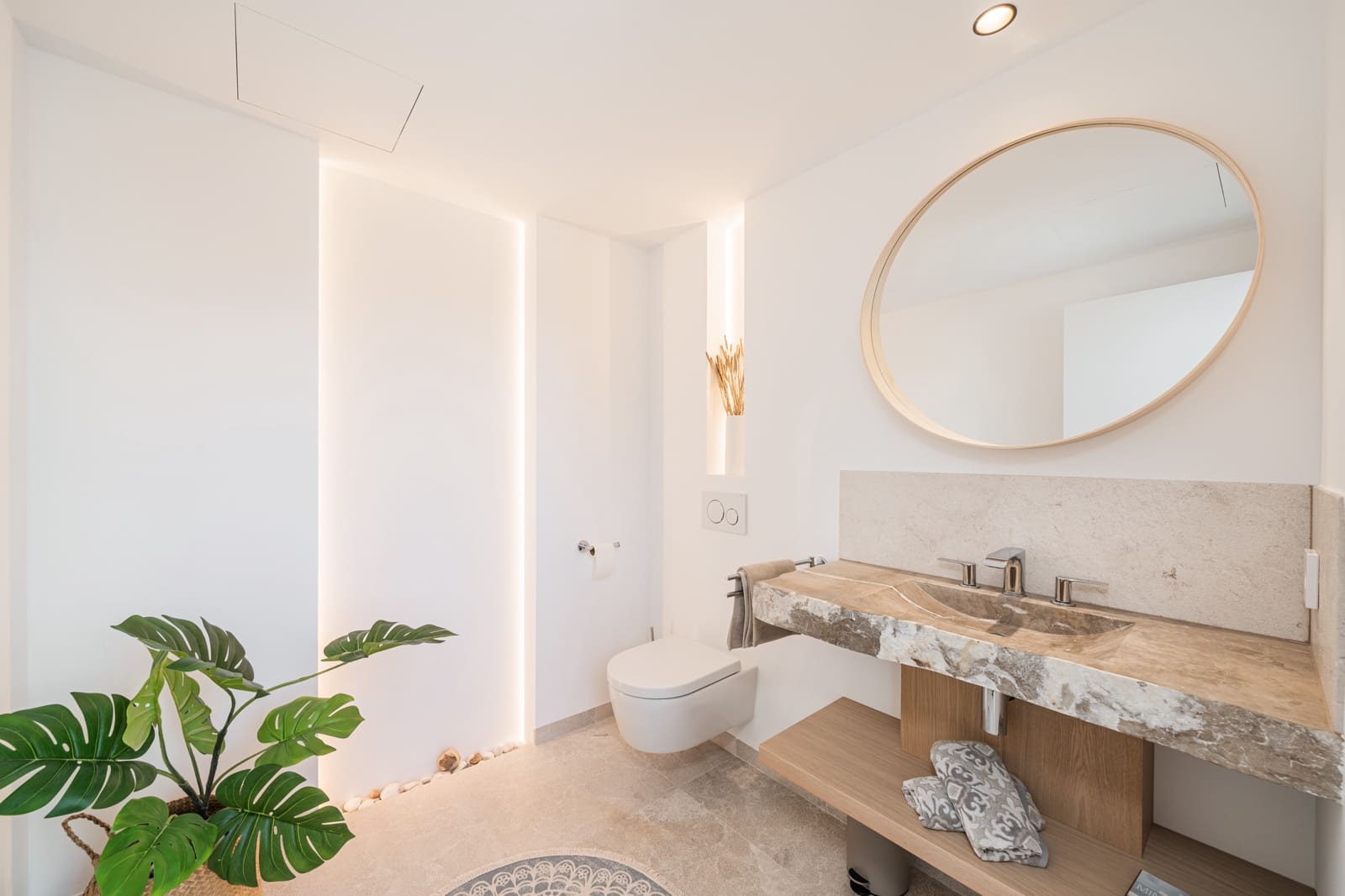 4 sypialnia Willa na sprzedaż w Santa Ponsa z basenem garażem - 3 850 000 € (Ref: 8669167)