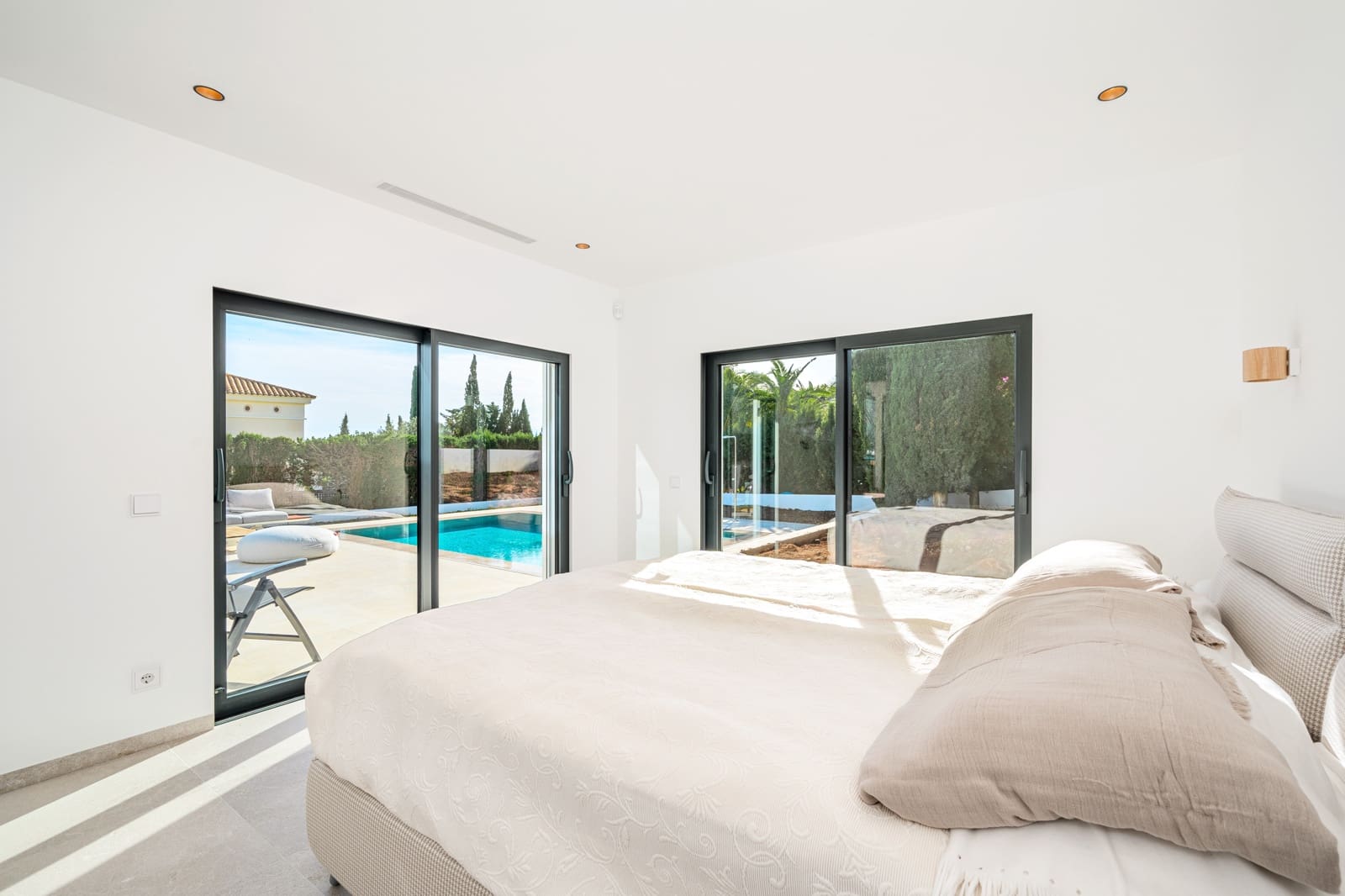 4 sypialnia Willa na sprzedaż w Santa Ponsa z basenem garażem - 3 850 000 € (Ref: 8669167)