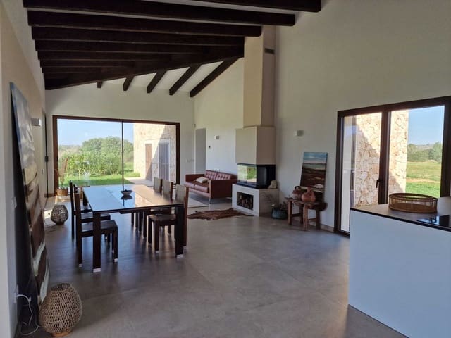 3 slaapkamer Finca/Landhuis te koop in Ses Salines met zwembad garage - € 1.995.000 (Ref: 8742732)