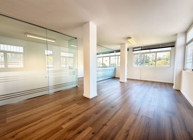 Komercyjne do wynajęcia w Can Pastilla, Palma de Mallorca - 1 100 € (Ref: 8750158)