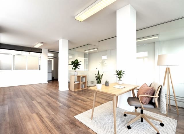 Komercyjne do wynajęcia w Can Pastilla, Palma de Mallorca - 1 100 € (Ref: 8750158)