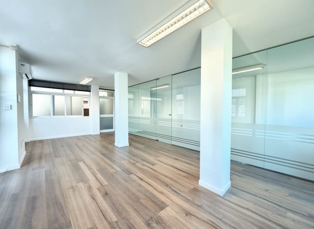 Komercyjne do wynajęcia w Can Pastilla, Palma de Mallorca - 1 100 € (Ref: 8750158)