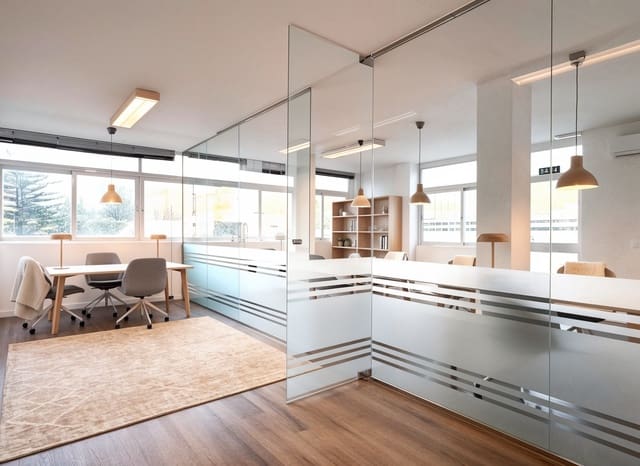 Komercyjne do wynajęcia w Can Pastilla, Palma de Mallorca - 1 100 € (Ref: 8750158)