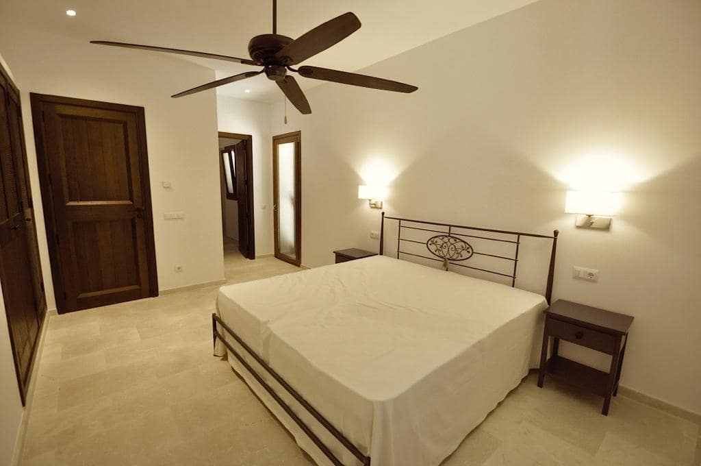 5 soveværelse Finca/Landehus til salg i Llucmajor med swimmingpool garage - € 2.590.000 (Ref: 8769512)