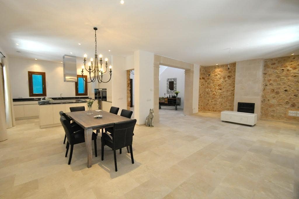 5 soveværelse Finca/Landehus til salg i Llucmajor med swimmingpool garage - € 2.590.000 (Ref: 8769512)