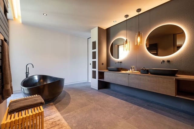 5 soveværelse Villa til salg i Cala Vinyes / Cala Vinyas / Cala Viñas, Calvià med swimmingpool garage - € 7.500.000 (Ref: 8771469)