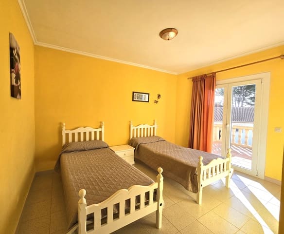 5 soverom Villa til salgs i Sa Coma, Sant Llorenç des Cardassar med svømmebasseng garasje - € 1 089 000 (Ref: 8780231)