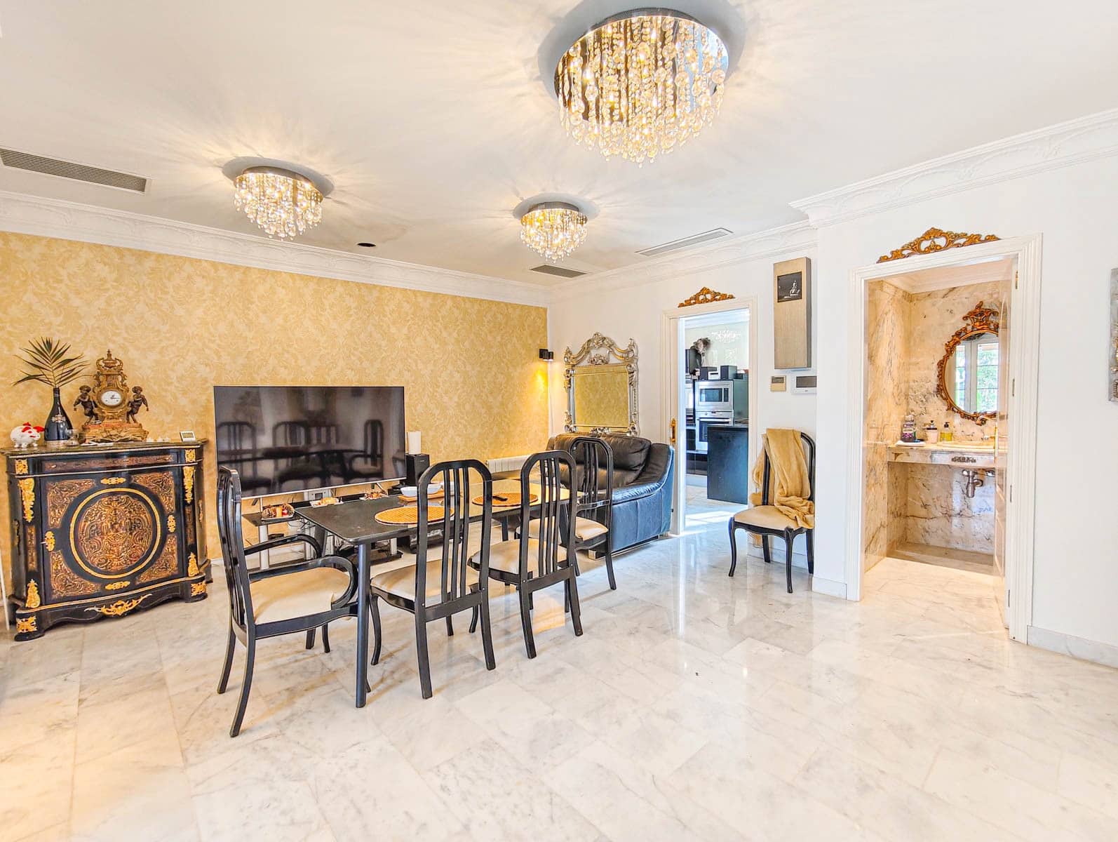 4 soveværelse Villa til salg i Llucmajor med swimmingpool garage - € 2.500.000 (Ref: 8780905)