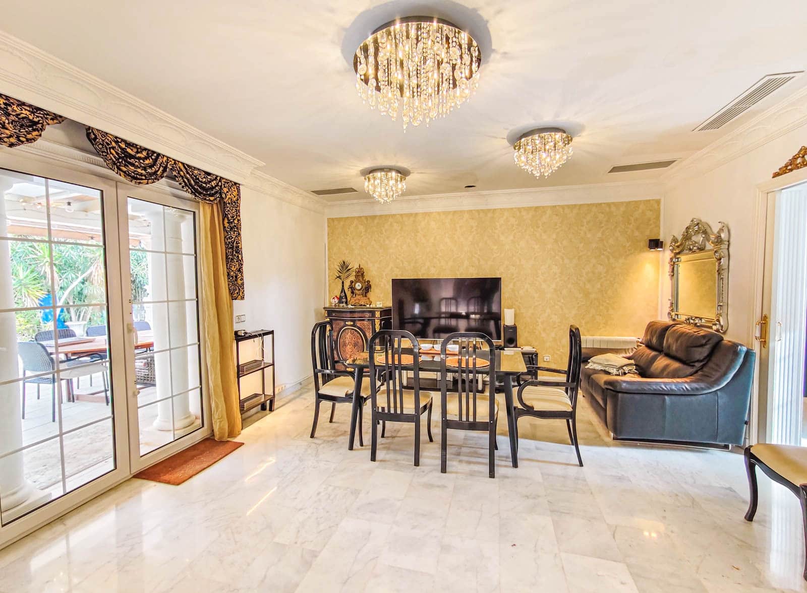 4 soveværelse Villa til salg i Llucmajor med swimmingpool garage - € 2.500.000 (Ref: 8780905)