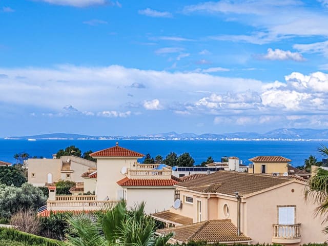 4 sypialnia Willa na sprzedaż w Sa Torre (Llucmajor), Llucmajor z basenem garażem - 2 500 000 € (Ref: 8780905)