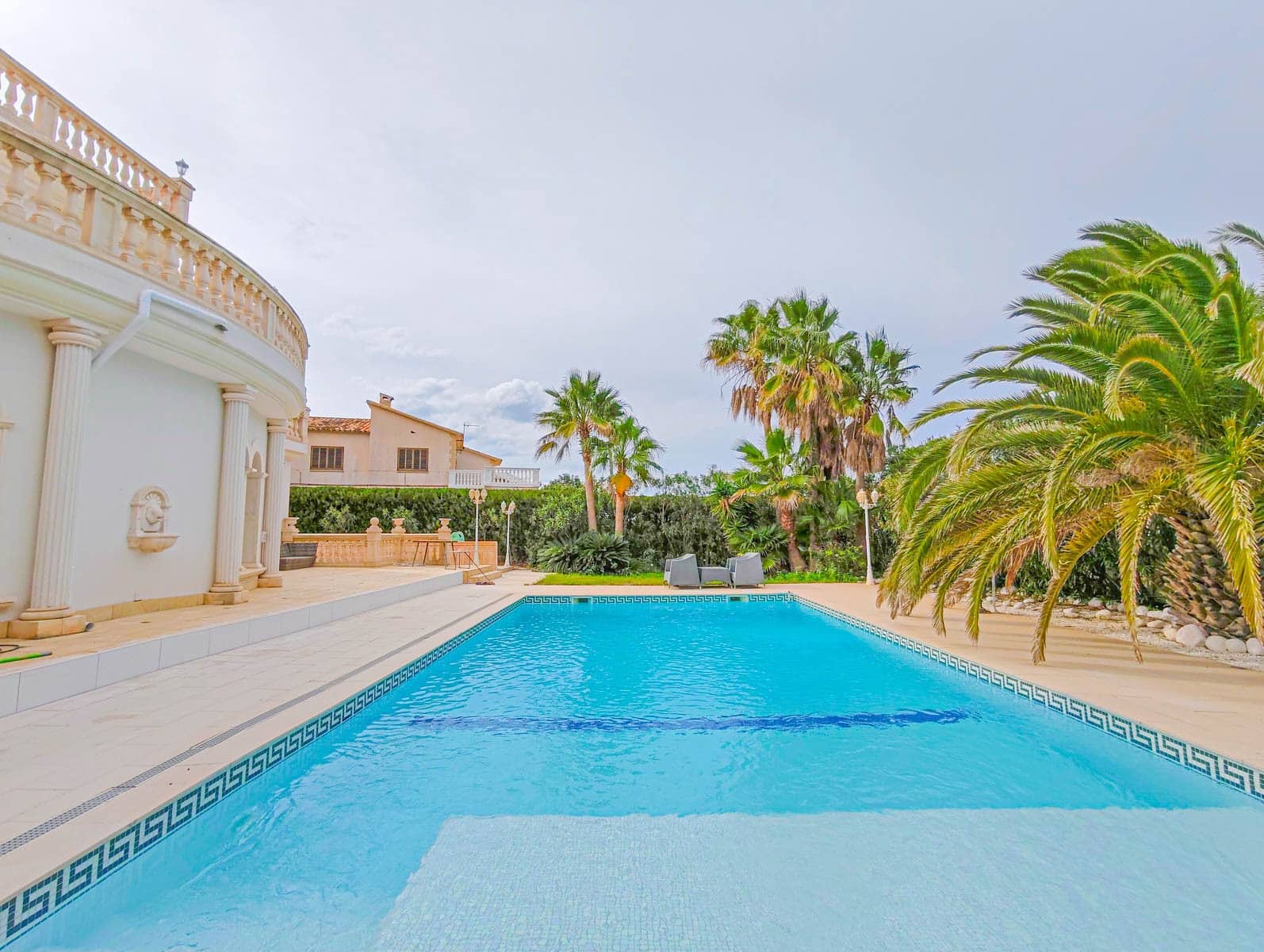 4 soveværelse Villa til salg i Llucmajor med swimmingpool garage - € 2.500.000 (Ref: 8780905)