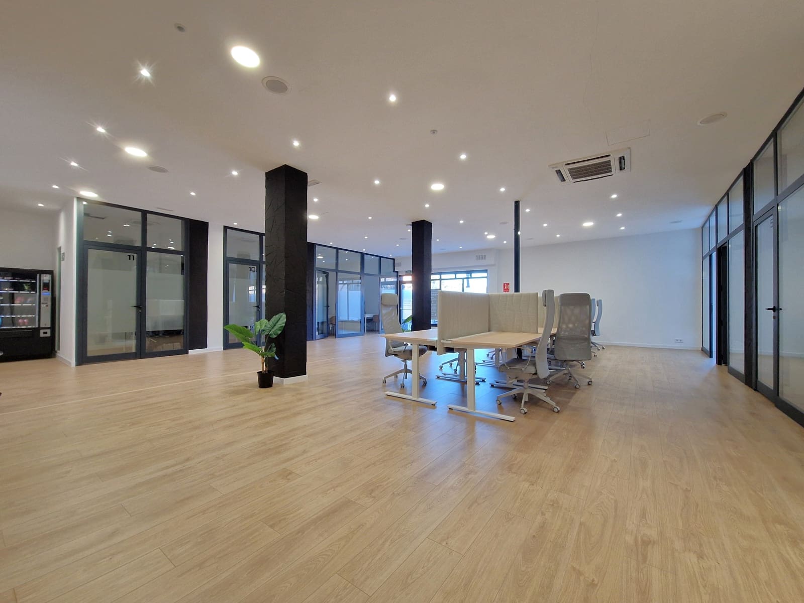 Komercyjne do wynajęcia w Palma de Mallorca - 330 € (Ref: 8800430)