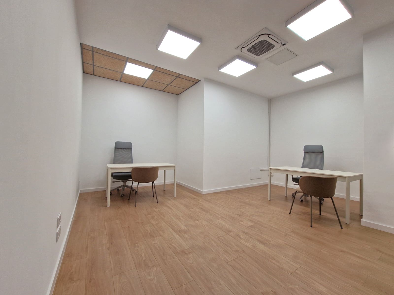 Komercyjne do wynajęcia w Palma de Mallorca - 330 € (Ref: 8800430)