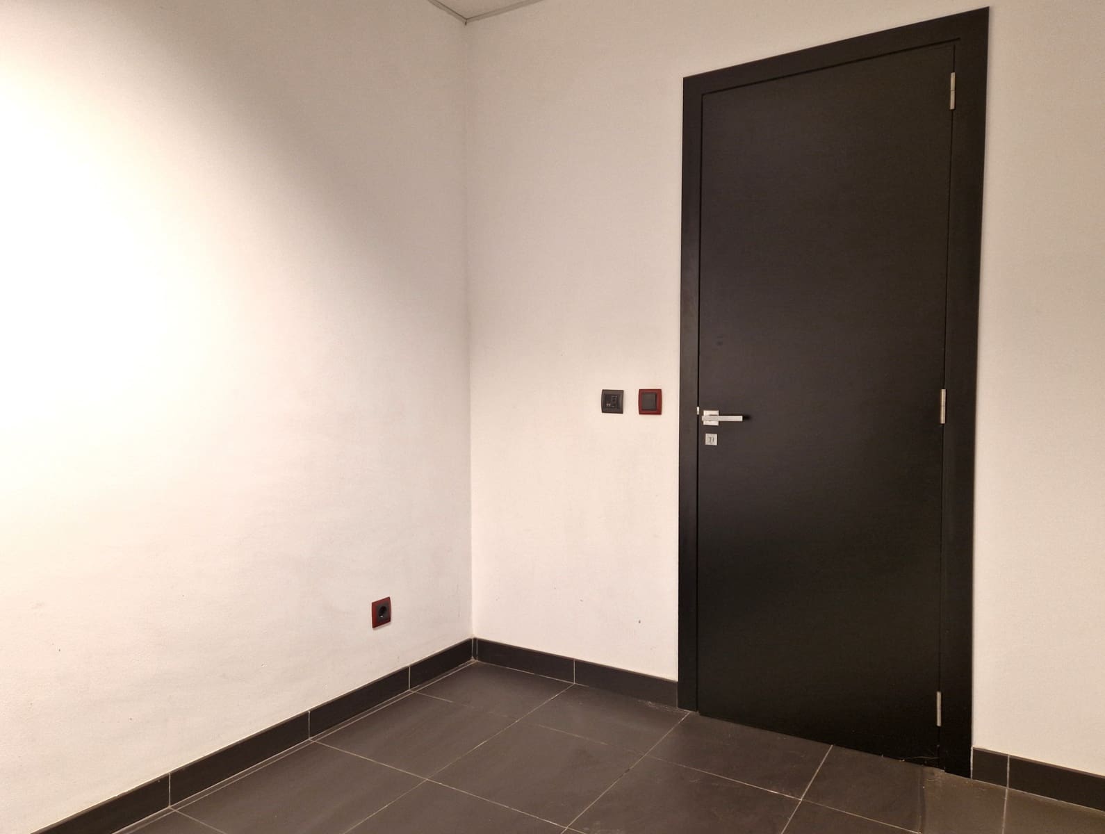 Erhverv til salg i Palma de Mallorca med garage - € 299.000 (Ref: 8815138)