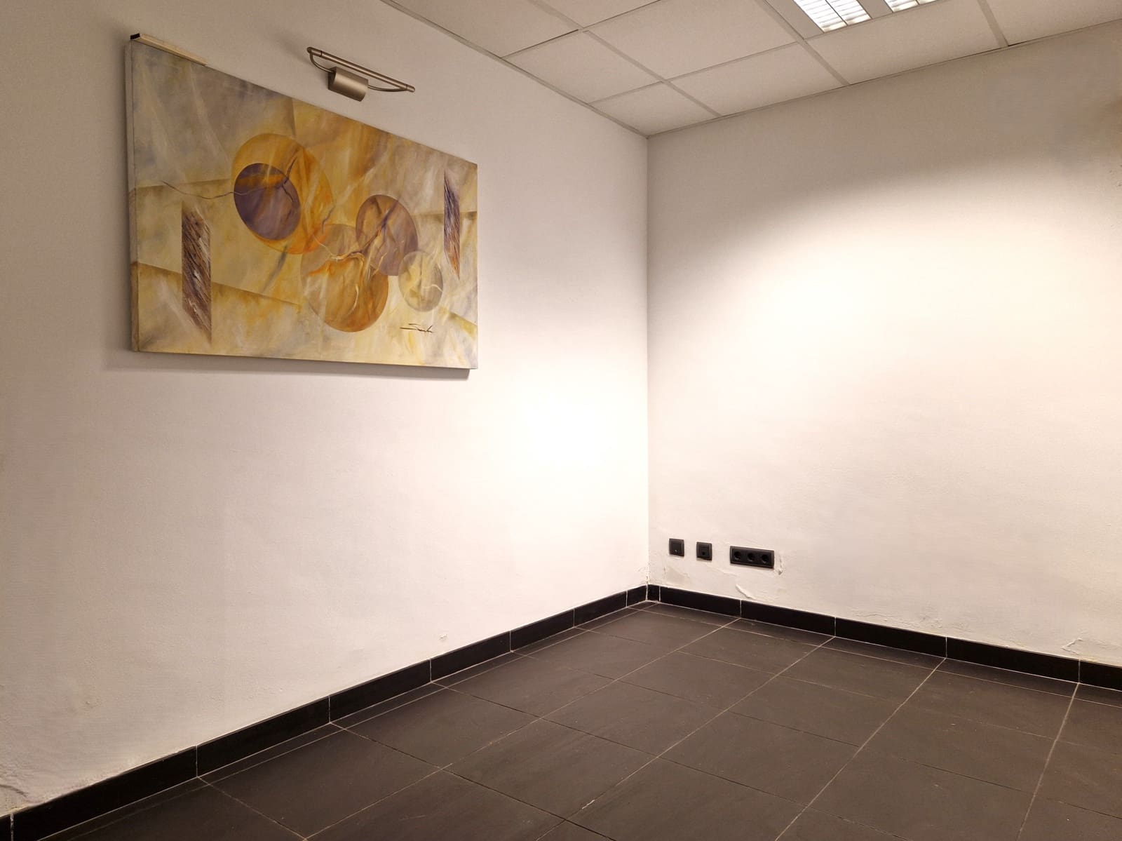 Erhverv til salg i Palma de Mallorca med garage - € 299.000 (Ref: 8815138)