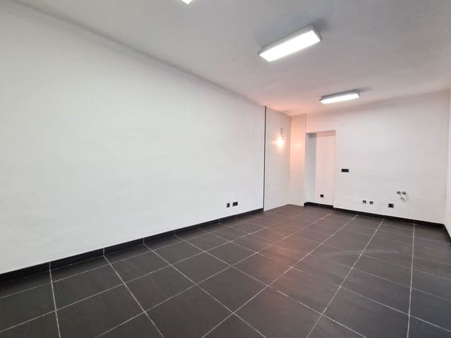 Erhverv til salg i Bons Aires, Palma de Mallorca med garage - € 299.000 (Ref: 8815138)