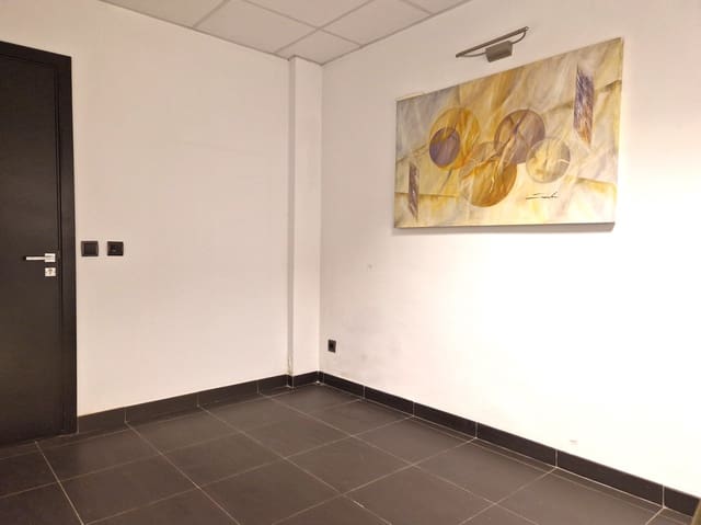 Erhverv til salg i Bons Aires, Palma de Mallorca med garage - € 299.000 (Ref: 8815138)