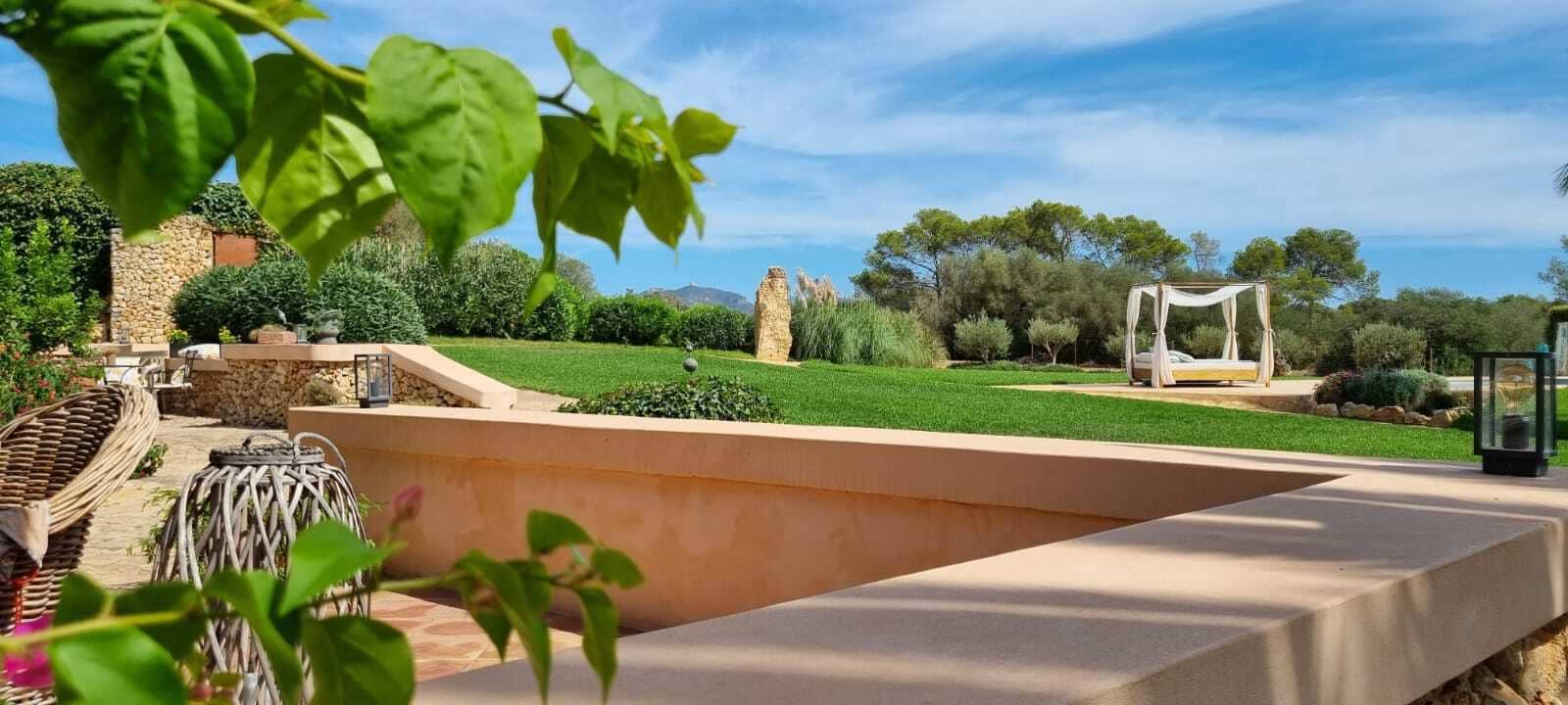 4 slaapkamer Finca/Landhuis te koop in Campos met zwembad garage - € 2.435.000 (Ref: 8820879)