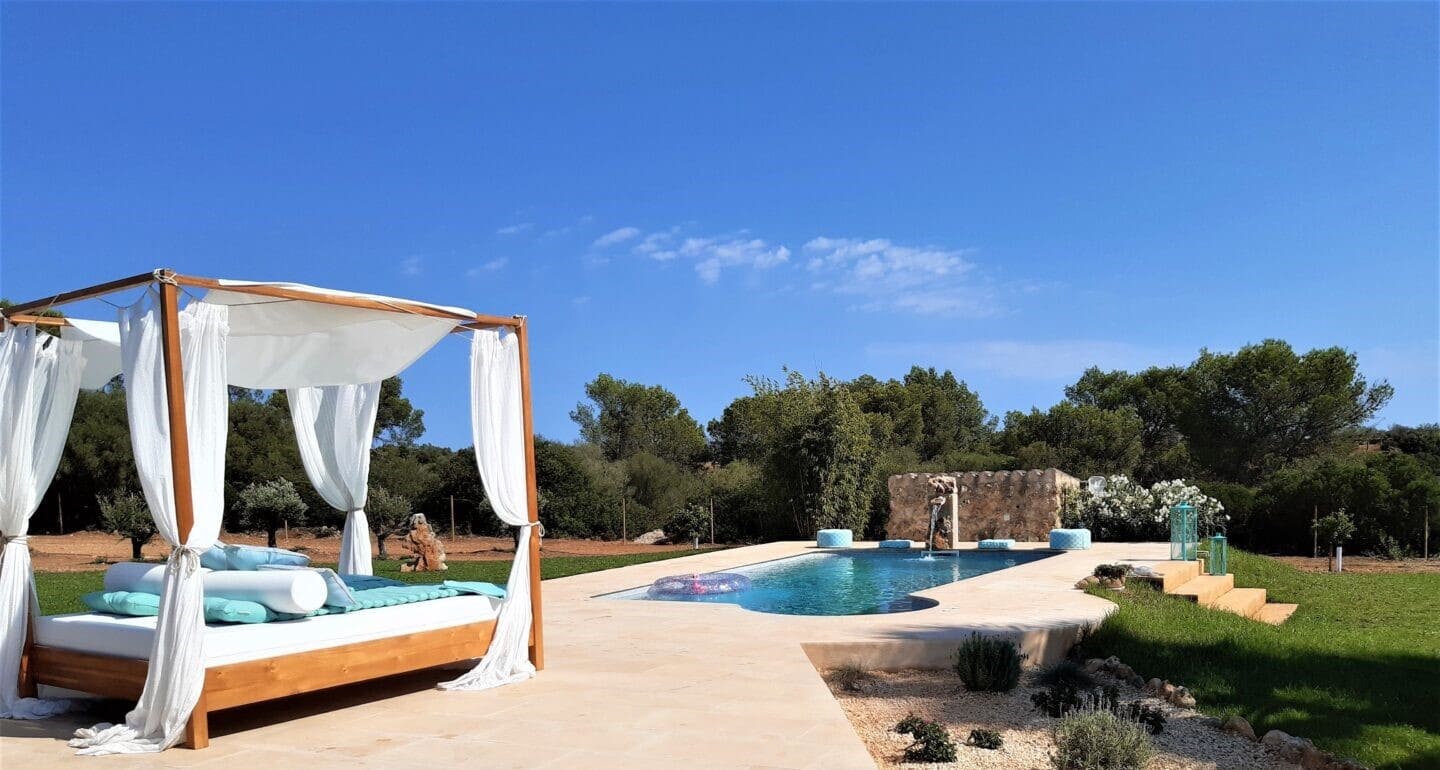 4 slaapkamer Finca/Landhuis te koop in Campos met zwembad garage - € 2.435.000 (Ref: 8820879)