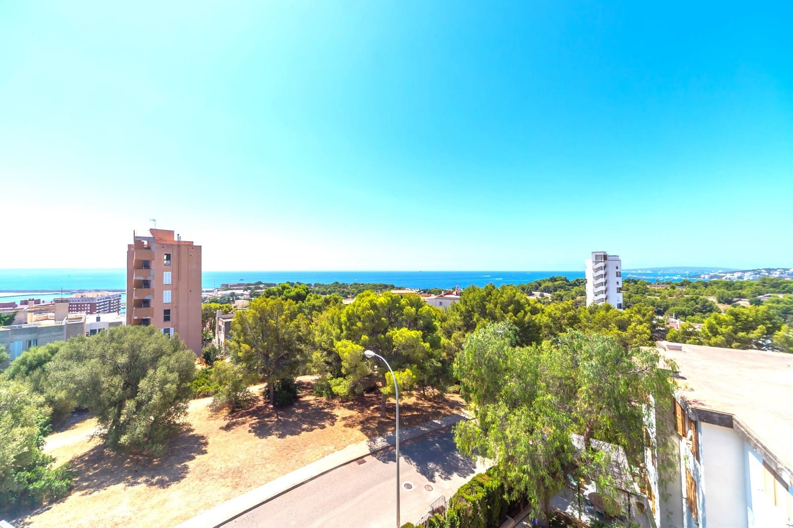 4 slaapkamer Penthouse te koop in Palma de Mallorca met zwembad garage - € 1.950.000 (Ref: 8836120)
