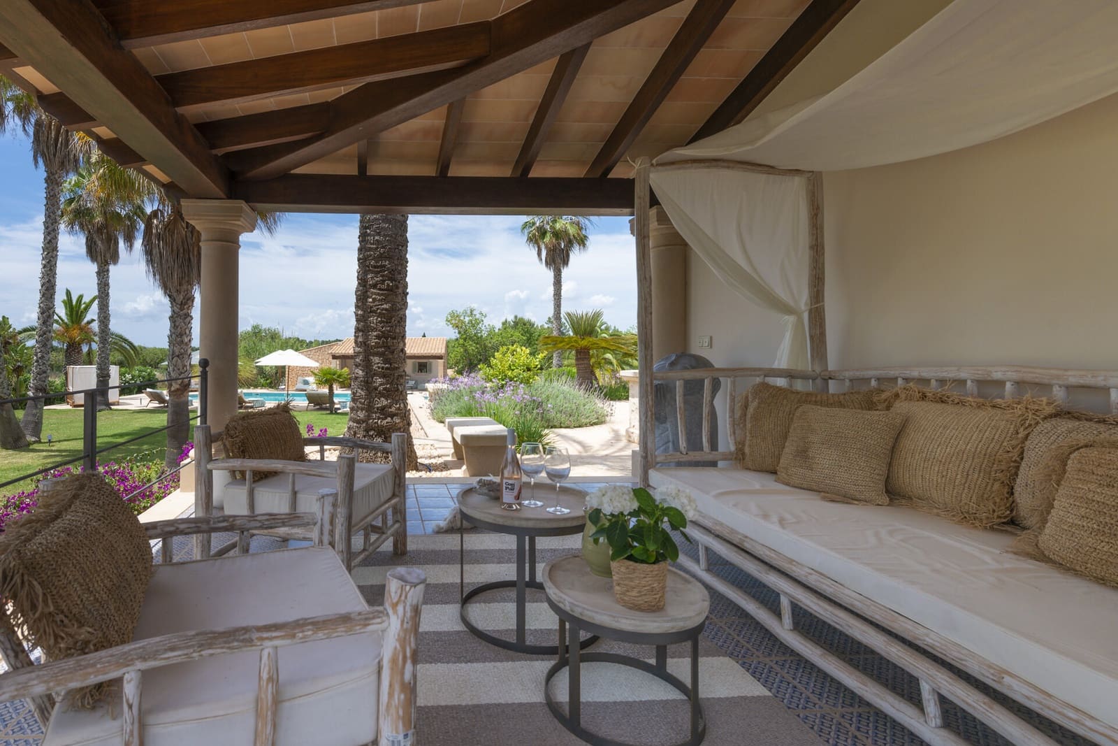 6 soveværelse Finca/Landehus til salg i Cas Concos med swimmingpool garage - € 5.650.000 (Ref: 8856700)