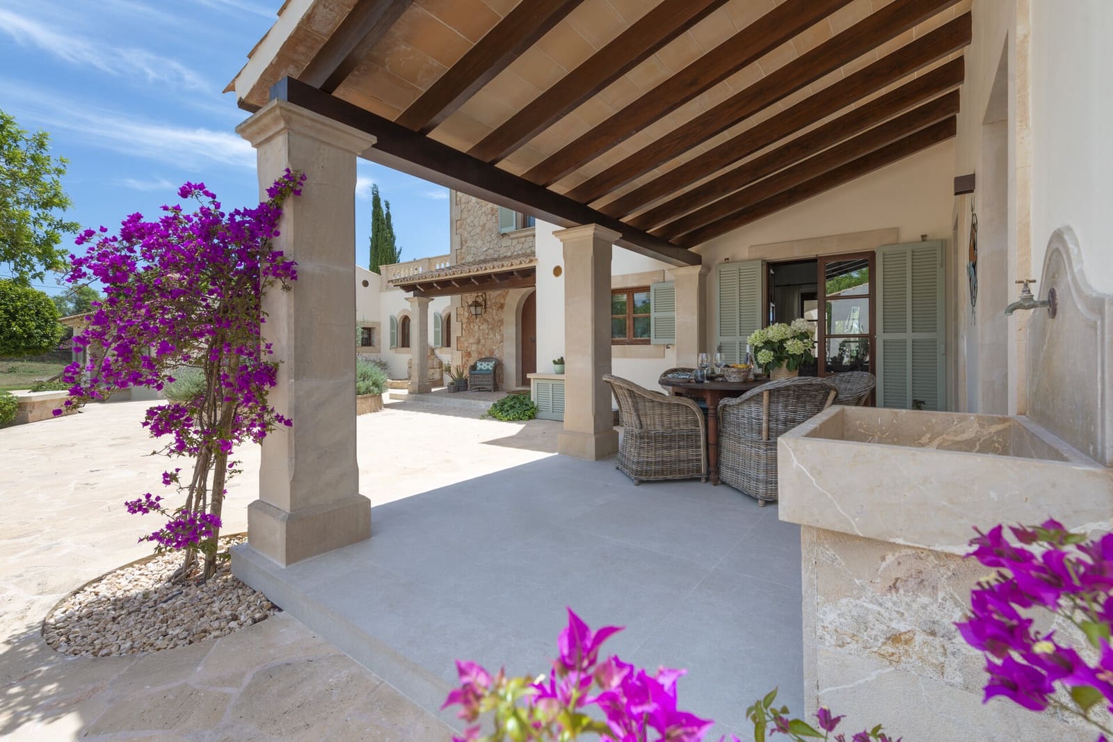 6 soveværelse Finca/Landehus til salg i Cas Concos med swimmingpool garage - € 5.650.000 (Ref: 8856700)