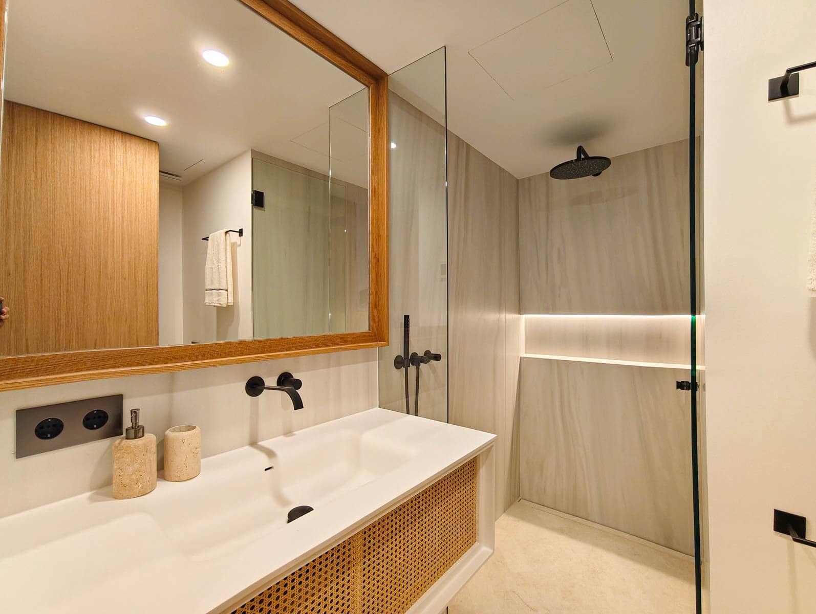 3 slaapkamer Appartement te koop in Palma de Mallorca met zwembad garage - € 3.000.000 (Ref: 8857788)