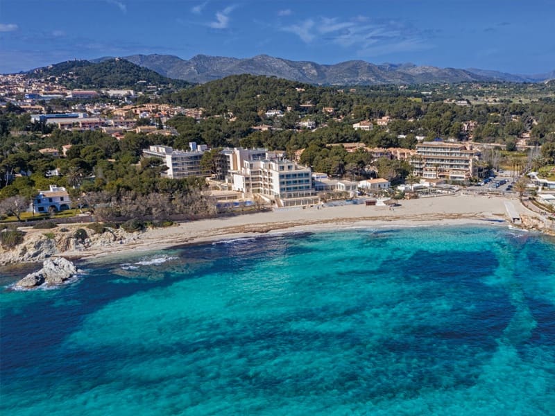 2 bedroom Apartment for sale in Cala Ratjada with pool - € 467,000 (Ref: 8859627)