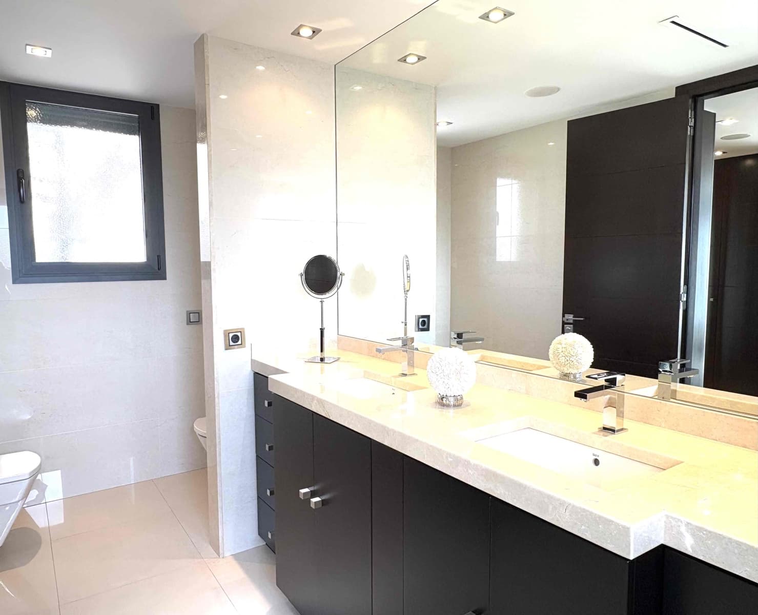 4 soveværelse Villa til salg i Palma de Mallorca med swimmingpool garage - € 2.950.000 (Ref: 8868020)