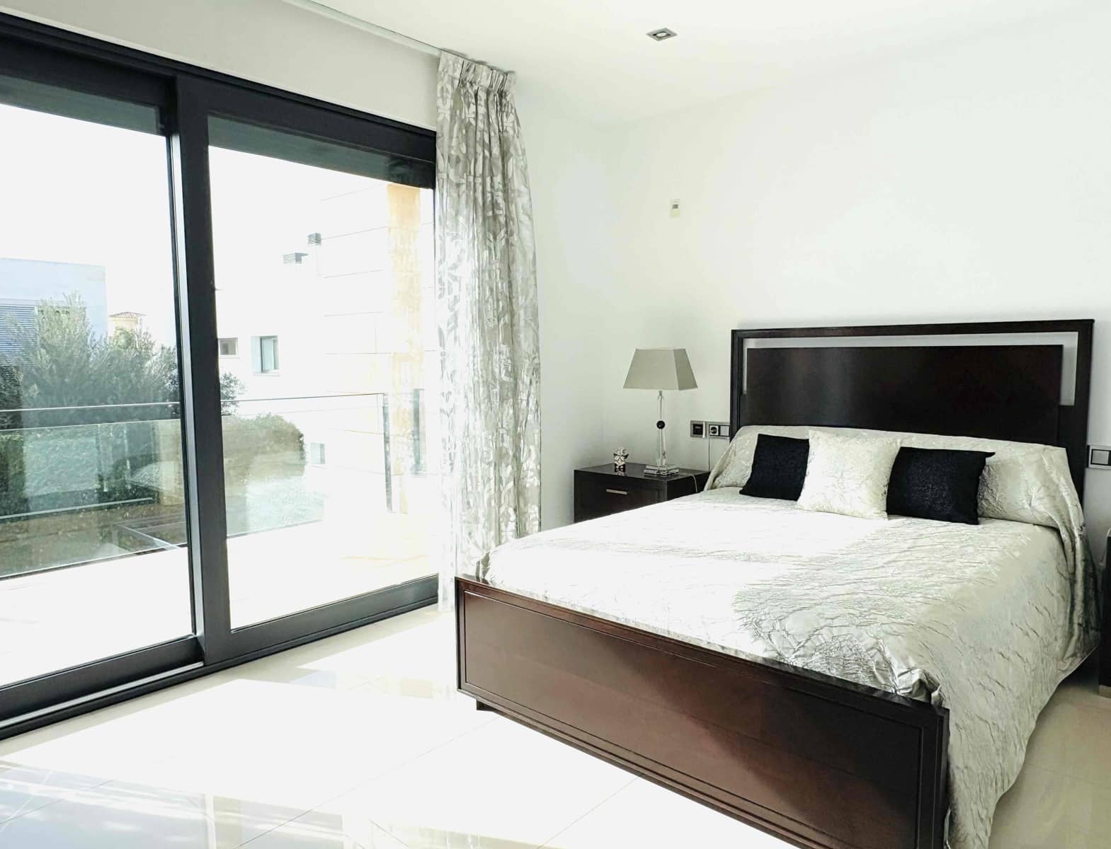 4 soveværelse Villa til salg i Palma de Mallorca med swimmingpool garage - € 2.950.000 (Ref: 8868020)