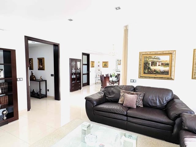 4 soverom Villa til salgs i Coll d'en Rabassa, Palma de Mallorca med svømmebasseng garasje - € 2 950 000 (Ref: 8868020)