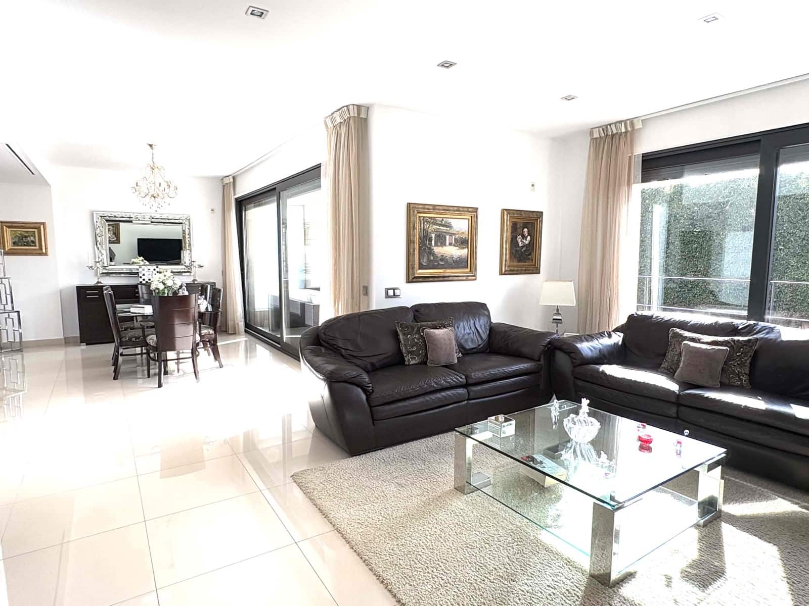 4 soveværelse Villa til salg i Palma de Mallorca med swimmingpool garage - € 2.950.000 (Ref: 8868020)