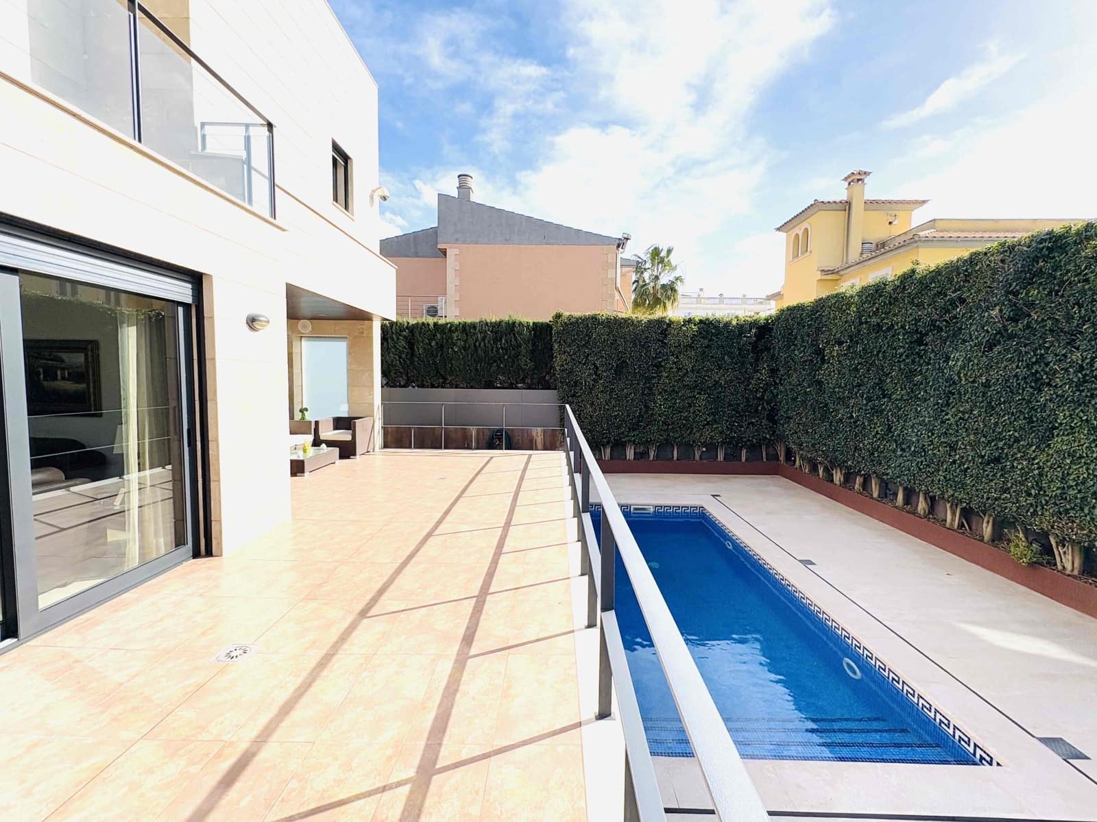 4 soveværelse Villa til salg i Palma de Mallorca med swimmingpool garage - € 2.950.000 (Ref: 8868020)
