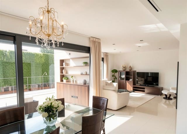 4 makuuhuone Huvila myytävänä paikassa Coll d'en Rabassa, Palma de Mallorca mukana uima-altaan 
autotalli - 2 950 000 € (Ref: 8868020)